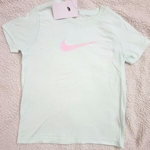 Nike size M